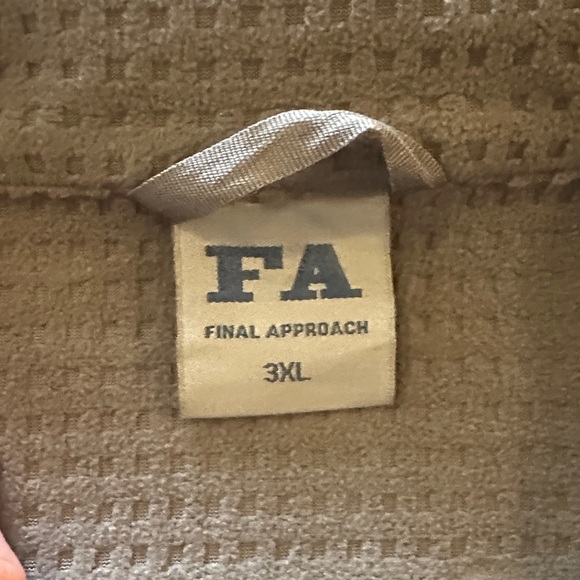 Final Approach Vest - Picture 3 of 5